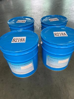 Verharding met giet epoxyhars vlamvertrager voor elektrische isolatoren